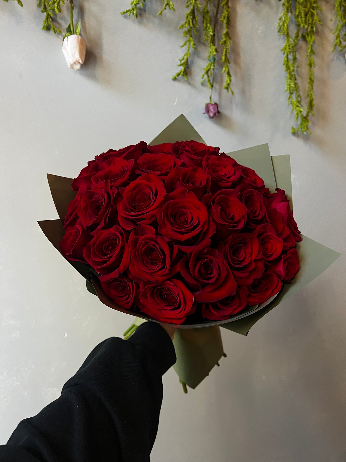 Bouquet of 25 roses